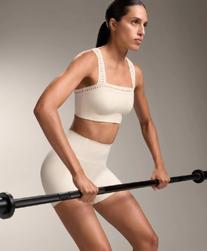 Распродажа в OYSHO: соберите продуманный гардероб с выгодными позициями | Новости сайта